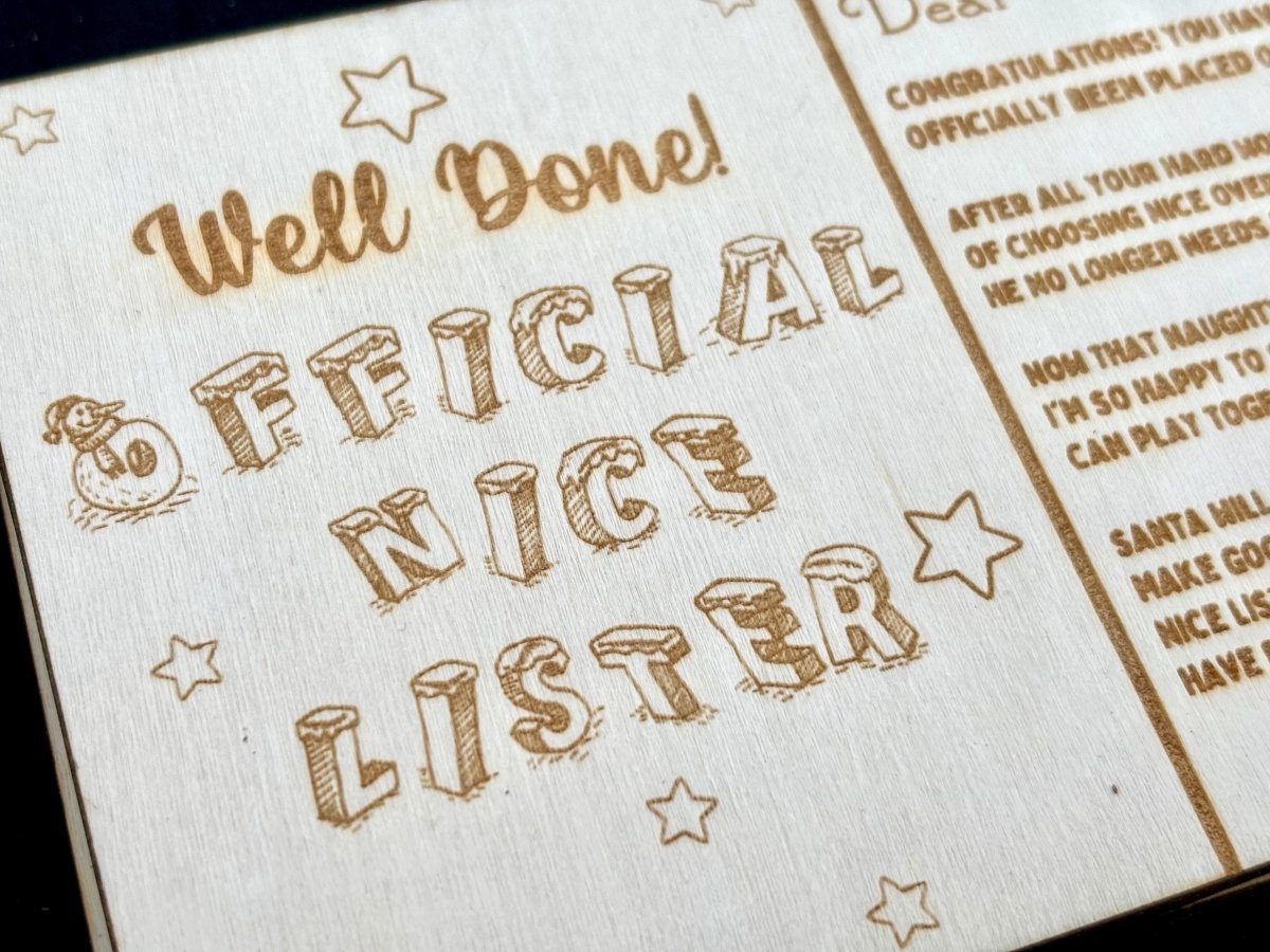 Official Nice Lister Elf Goodbye Postcard - Resplendent Aurora