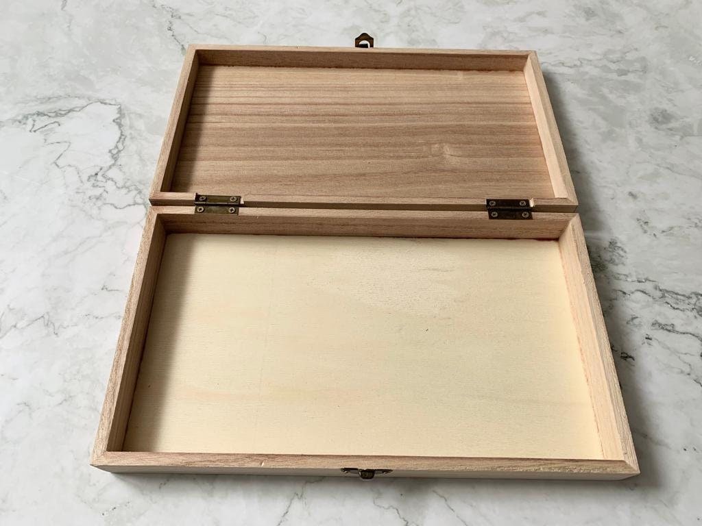 engraved fishing tackle box Resplendent Aurora