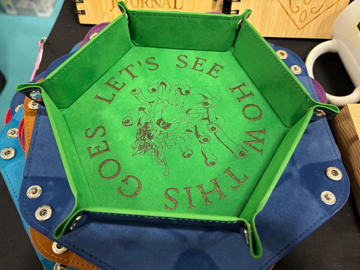 DnD Hexagonal Dice Tray | Folding Velvet Gaming Accessory - Resplendent Aurora